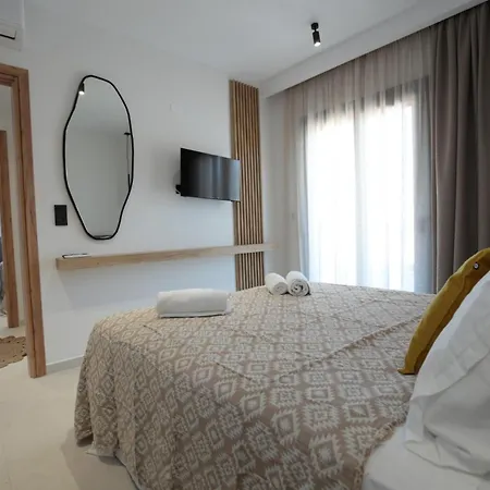 Διαμέρισμα Emmeli's De Lux 1 *