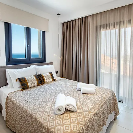 Διαμέρισμα Emmeli's De Lux 1 *