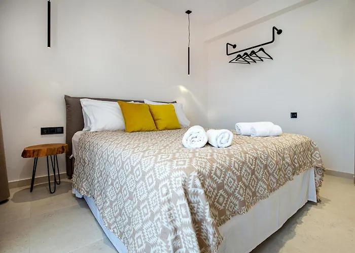 Apartamento Emmeli's De Lux 1 Skála Marión